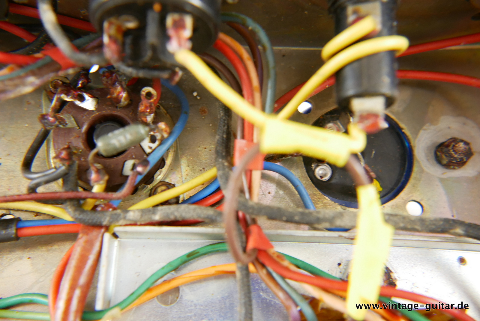 img/vintage/5441/Marshall_JMP_1992_Super_Bass_black 1970-040.JPG